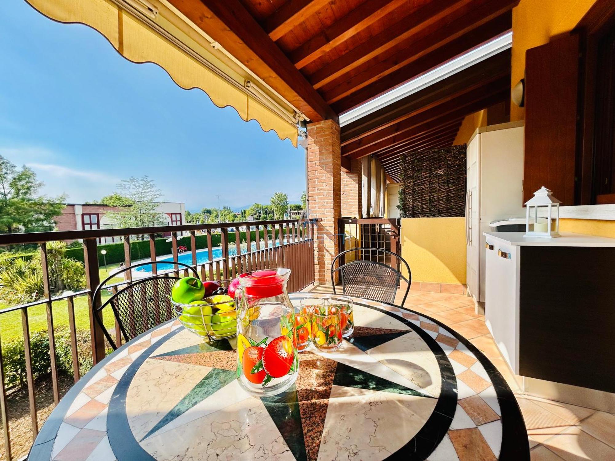 Artemide Apartment - A Soli 150M Dal Lago Di Garda Sirmione Buitenkant foto