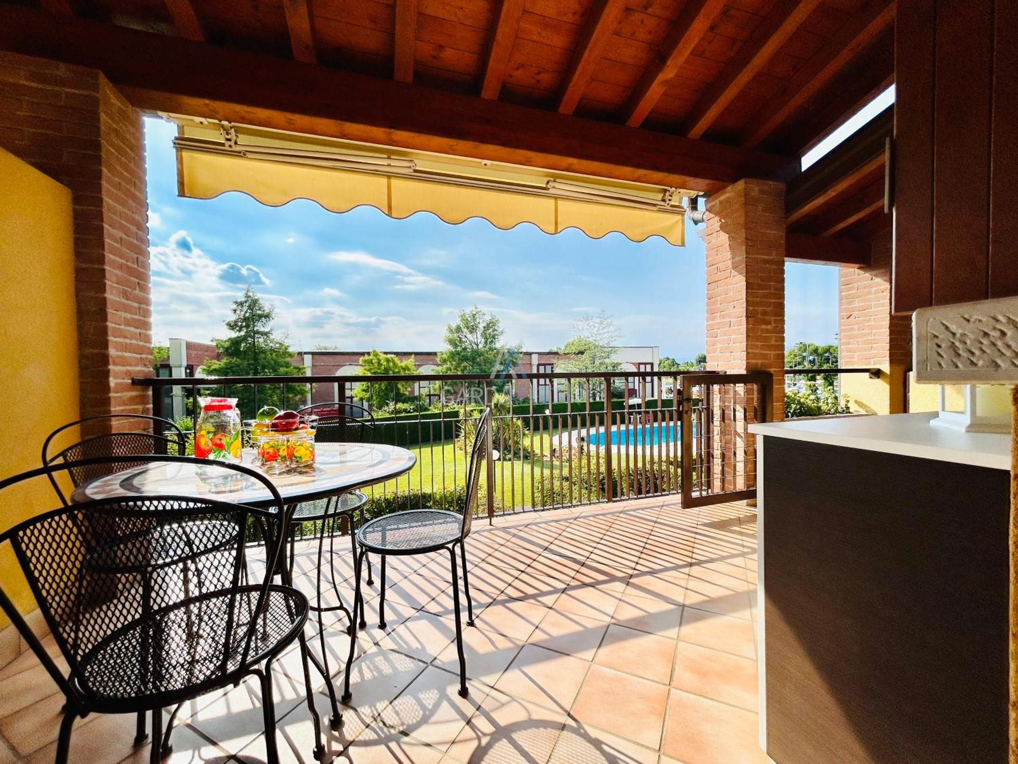 Artemide Apartment - A Soli 150M Dal Lago Di Garda Sirmione Buitenkant foto