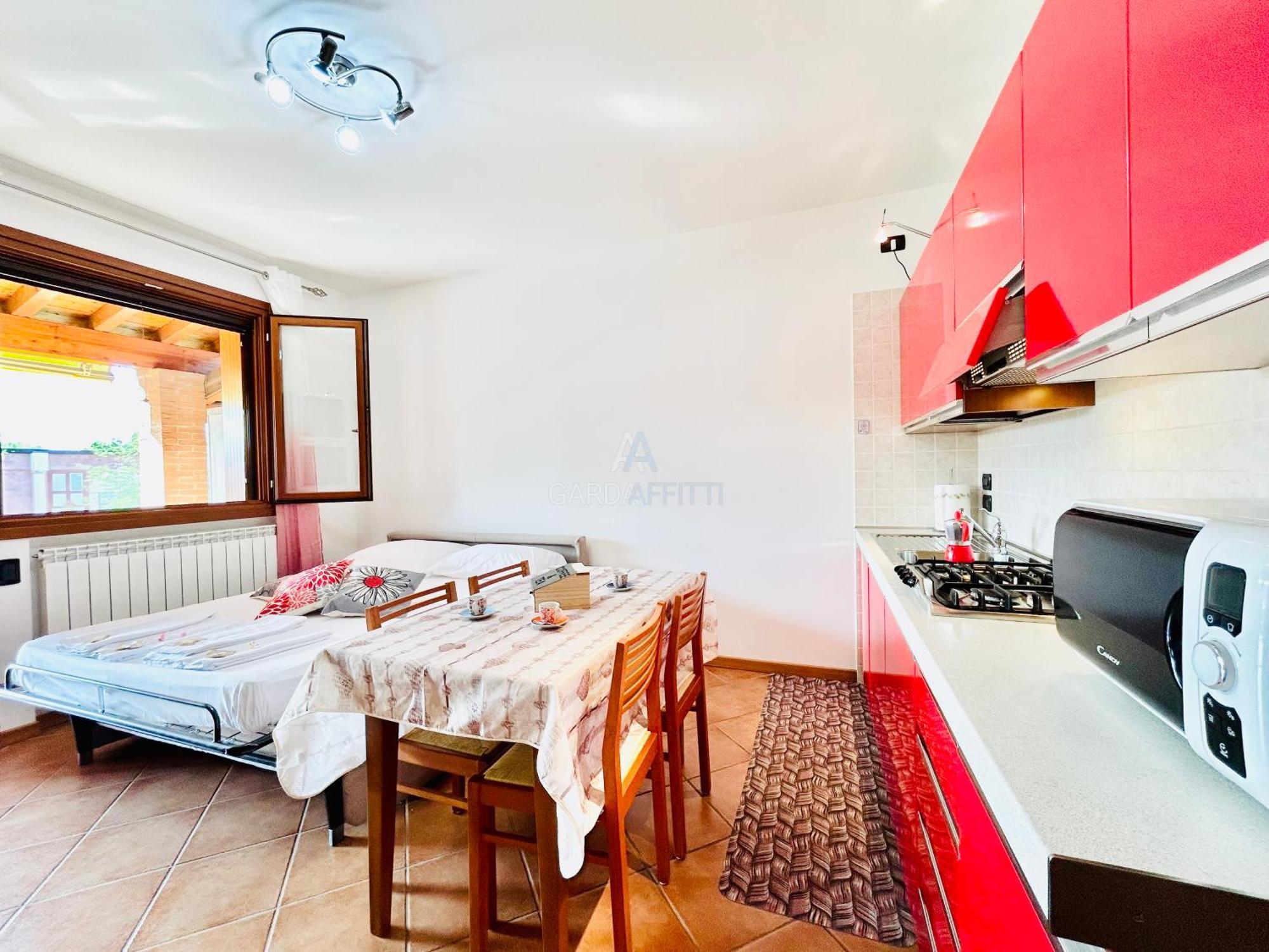 Artemide Apartment - A Soli 150M Dal Lago Di Garda Sirmione Buitenkant foto