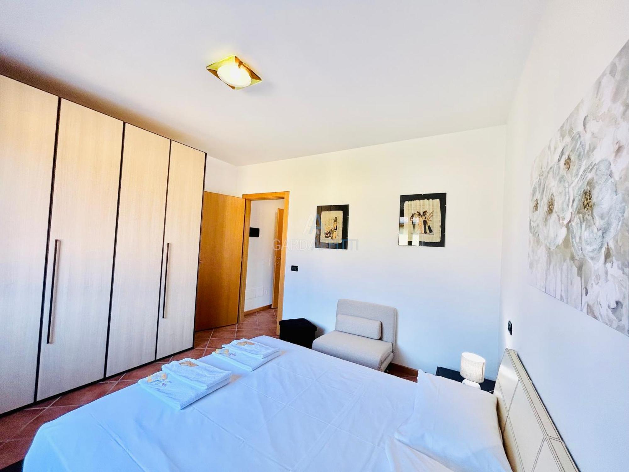 Artemide Apartment - A Soli 150M Dal Lago Di Garda Sirmione Buitenkant foto